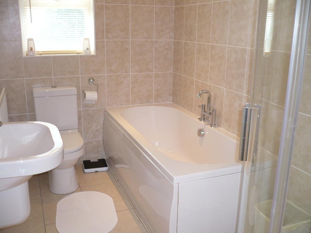 Craigalappan Cottages Holiday Home Bushmills Habitación foto